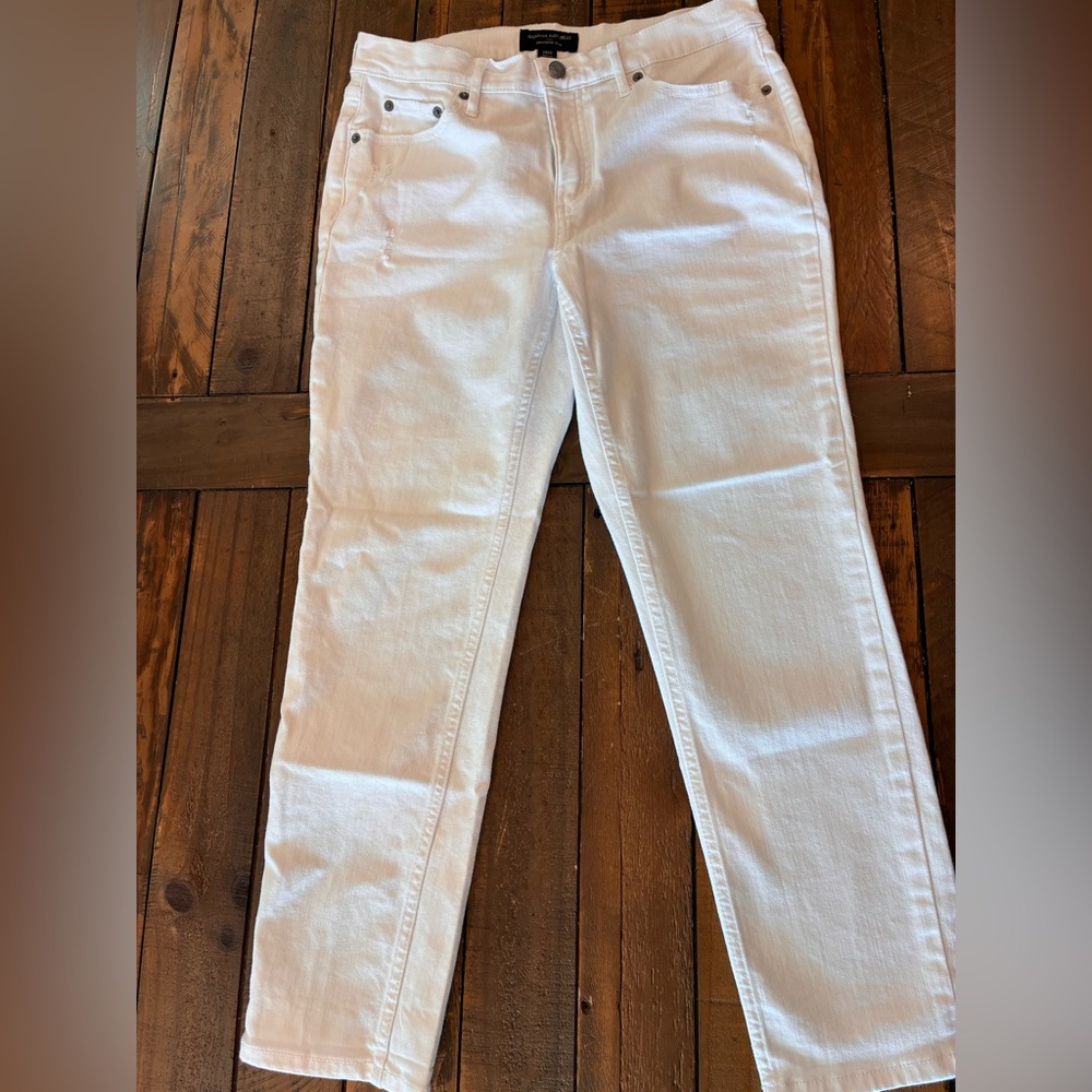 Banana Republic Girlfriend Jeans White Size 28/6
